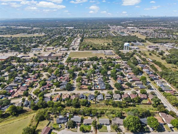 3925  Sapling Drive , Balch Springs Texas 75180