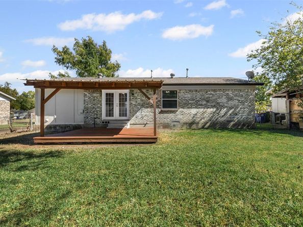 3925  Sapling Drive , Balch Springs Texas 75180