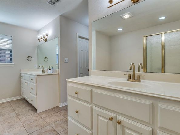 110  Crestway Drive  29, Cedar Hill Texas 75104