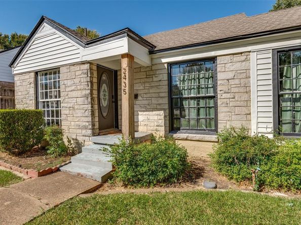 2435 W 10th Street , Dallas Texas 75211