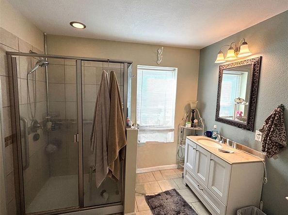 3829  Wemdon Drive , Dallas Texas 75220