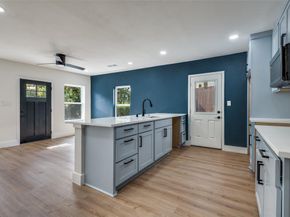 611  Griffith Avenue , Dallas Texas 75208