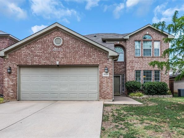 9029  Winding River Drive , Fort Worth Texas 76118