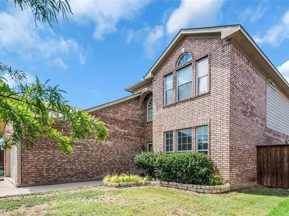 9029  Winding River Drive , Fort Worth Texas 76118