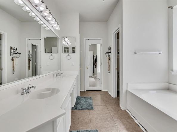 9029  Winding River Drive , Fort Worth Texas 76118