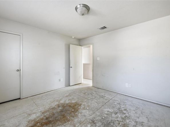 717  Redwing Drive , Saginaw Texas 76131