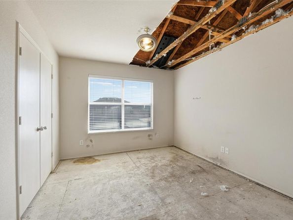 717  Redwing Drive , Saginaw Texas 76131