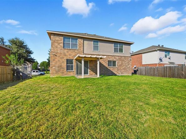 717  Redwing Drive , Saginaw Texas 76131