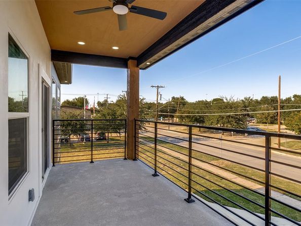 917 S Carroll Avenue , Dallas Texas 75223