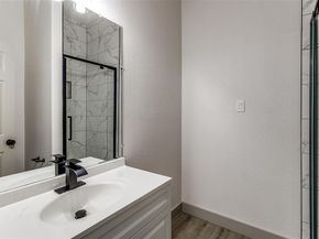 917 S Carroll Avenue , Dallas Texas 75223