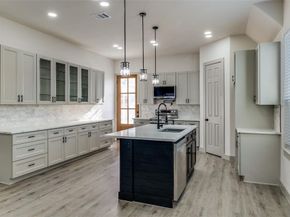 917 S Carroll Avenue , Dallas Texas 75223
