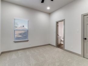 917 S Carroll Avenue , Dallas Texas 75223