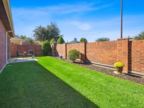 3805  Weatherstone Drive , Fort Worth Texas 76137