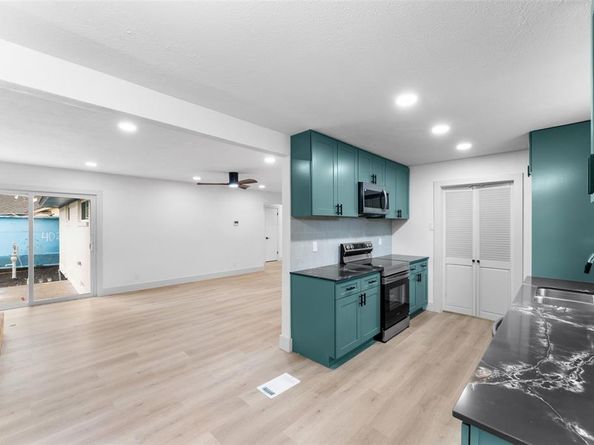 3818  Dartmouth Street , Garland Texas 75043