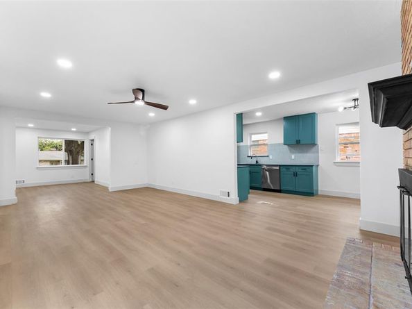 3818  Dartmouth Street , Garland Texas 75043