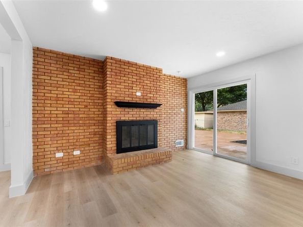 3818  Dartmouth Street , Garland Texas 75043