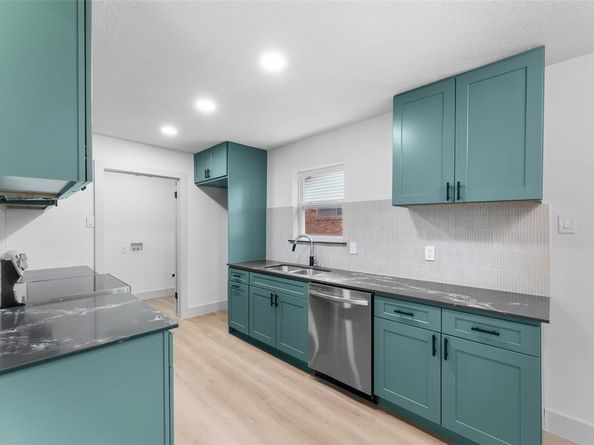 3818  Dartmouth Street , Garland Texas 75043