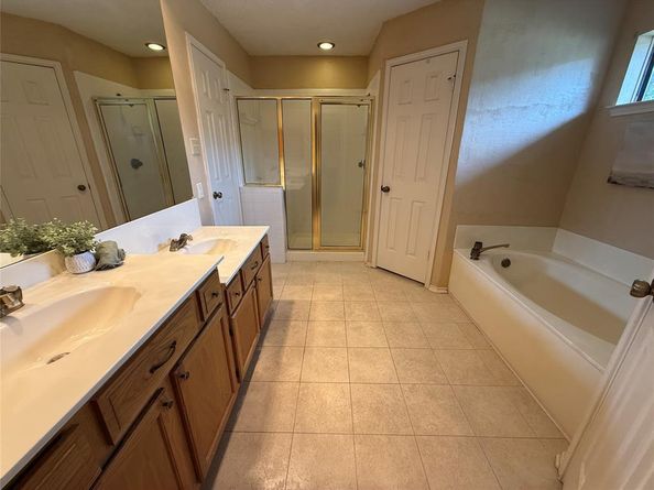 2418  Spring Meadow Drive , Mesquite Texas 75150