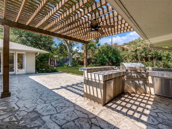 7547  Greenbrier Drive , Dallas Texas 75225