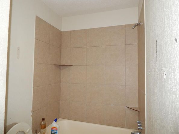 415  Buffalo Drive , Arlington Texas 76013