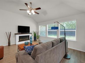 9824  Mescalbean Boulevard , Fort Worth Texas 76036