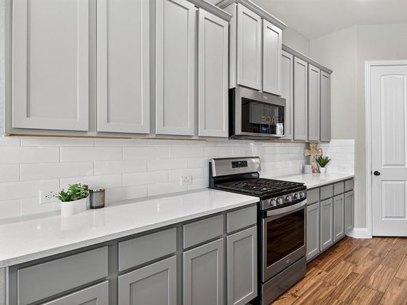 2815  Long Slope Road , Arlington Texas 76001