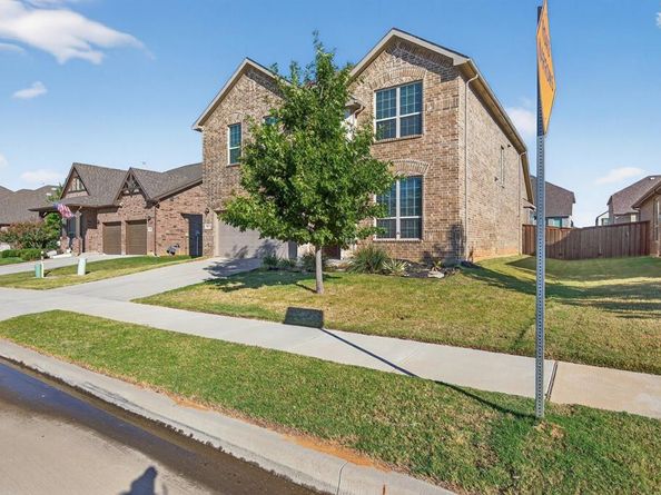 2815  Long Slope Road , Arlington Texas 76001