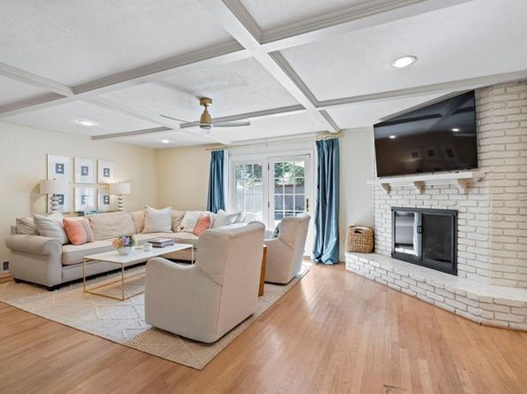 9508  Brentgate Drive , Dallas Texas 75238