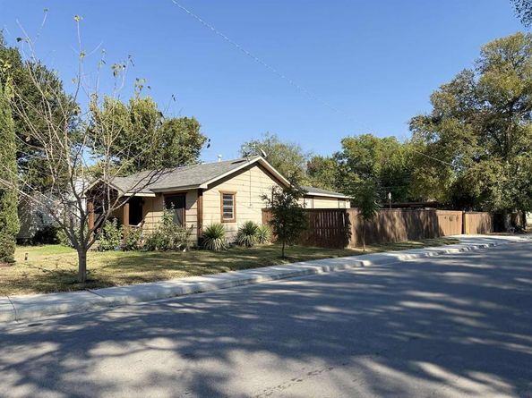 5079  Mayfair Street , Fort Worth Texas 76116