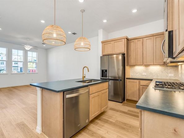 4325  Henderson Avenue , North Richland Hills Texas 76180