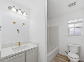 1826  Kraft Street , Dallas Texas 75212