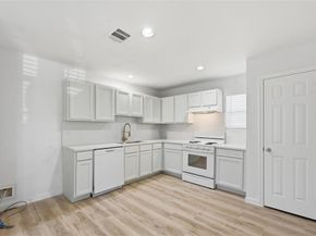 1826  Kraft Street , Dallas Texas 75212