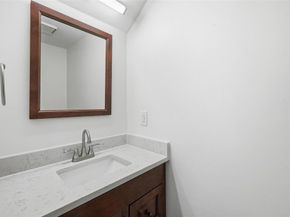 73  Winchester Drive , Euless Texas 76039