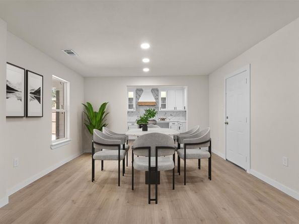 2404  Wilson Road , Fort Worth Texas 76112