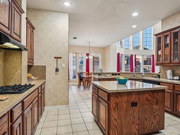 1105  Marisa Lane , DeSoto Texas 75115