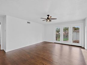 2812  San Medina Avenue , Dallas Texas 75228