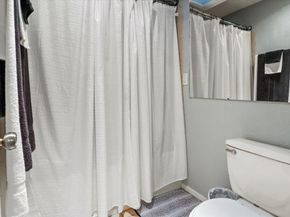 2818  Ursa Circle , Garland Texas 75044