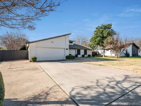 117  Haywood Drive , Benbrook Texas 76126