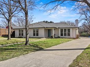 2040  Casa Loma Court , Grapevine Texas 76051