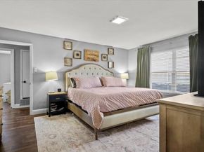 2040  Casa Loma Court , Grapevine Texas 76051