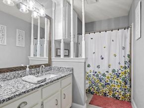 2040  Casa Loma Court , Grapevine Texas 76051