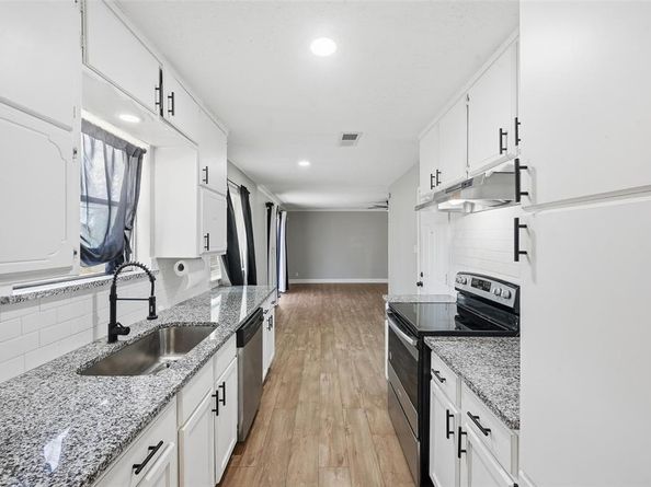 6524  Bernadine Drive , Watauga Texas 76148