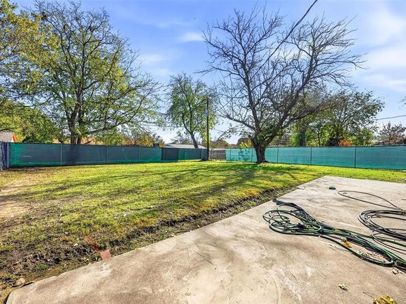 6524  Bernadine Drive , Watauga Texas 76148