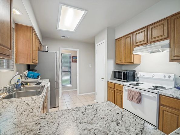 2111  Meredith Lane , Richardson Texas 75081