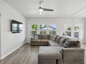 4945  Ramey Avenue , Fort Worth Texas 76105