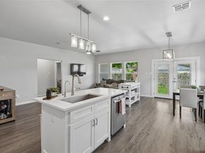 4945  Ramey Avenue , Fort Worth Texas 76105