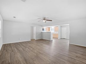 2926 N Prairie Creek Road , Dallas Texas 75227