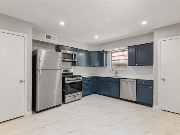 2243  Larry Drive , Dallas Texas 75228