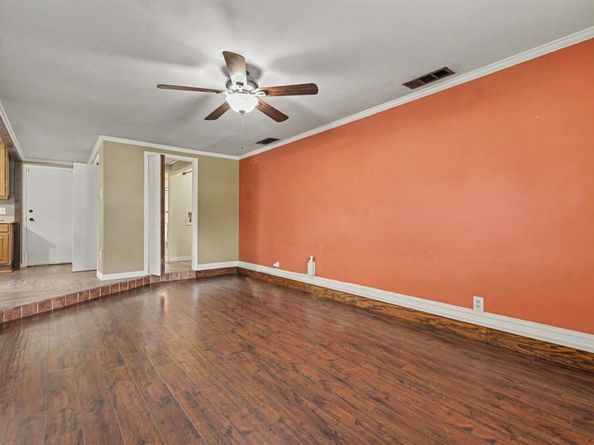 2520  Collingwood Drive , Farmers Branch Texas 75234