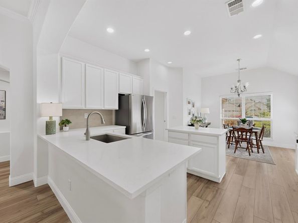 12001  Lockhart Court , Denton Texas 76207